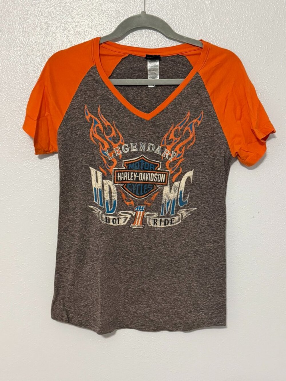 Women's M Harley-Davidson Raglan V-neck T-Shirt